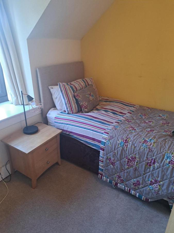 No 27 Bed & Breakfast Inverness Oda fotoğraf